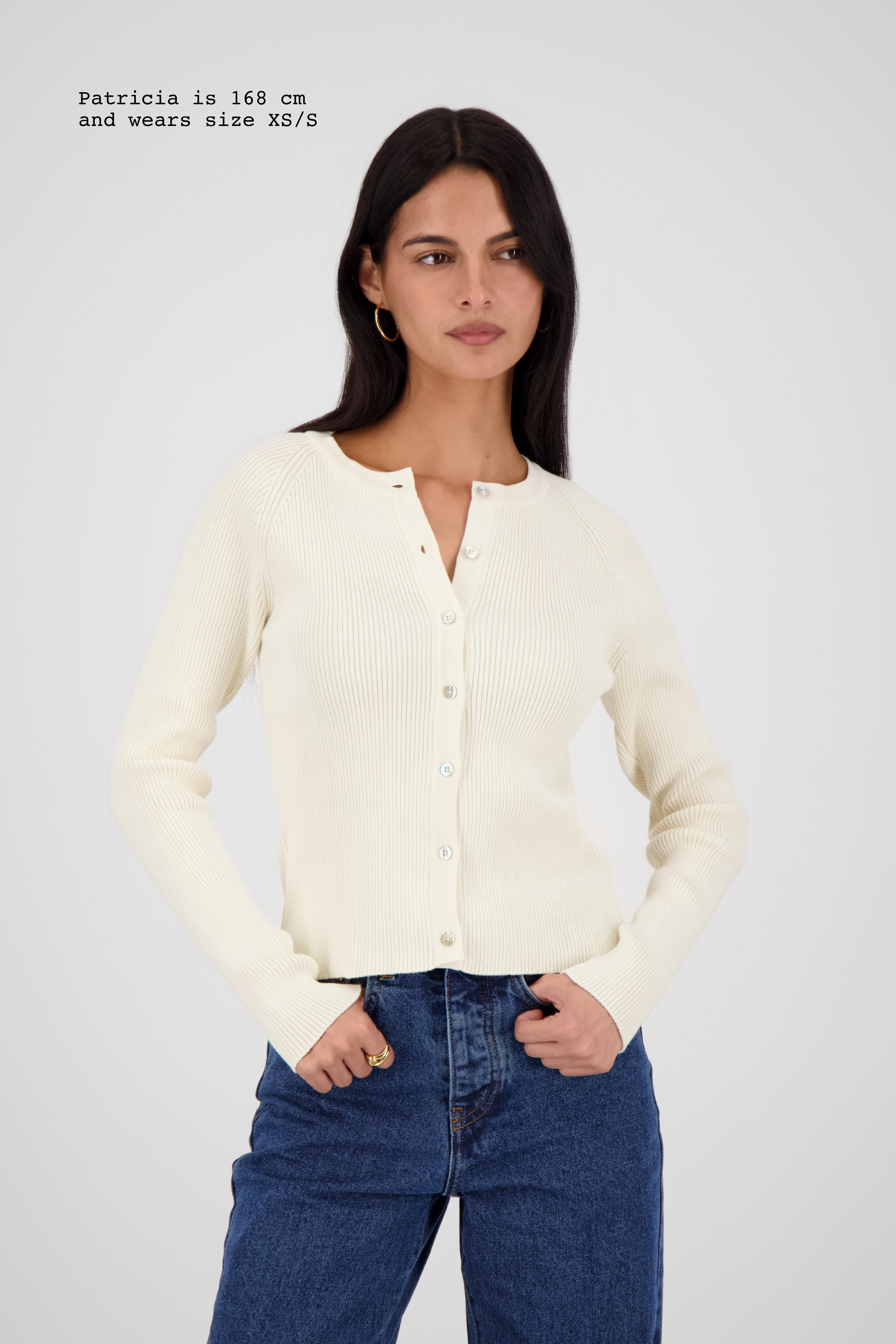 KNIT RIBBED FITTED CARDIGAN