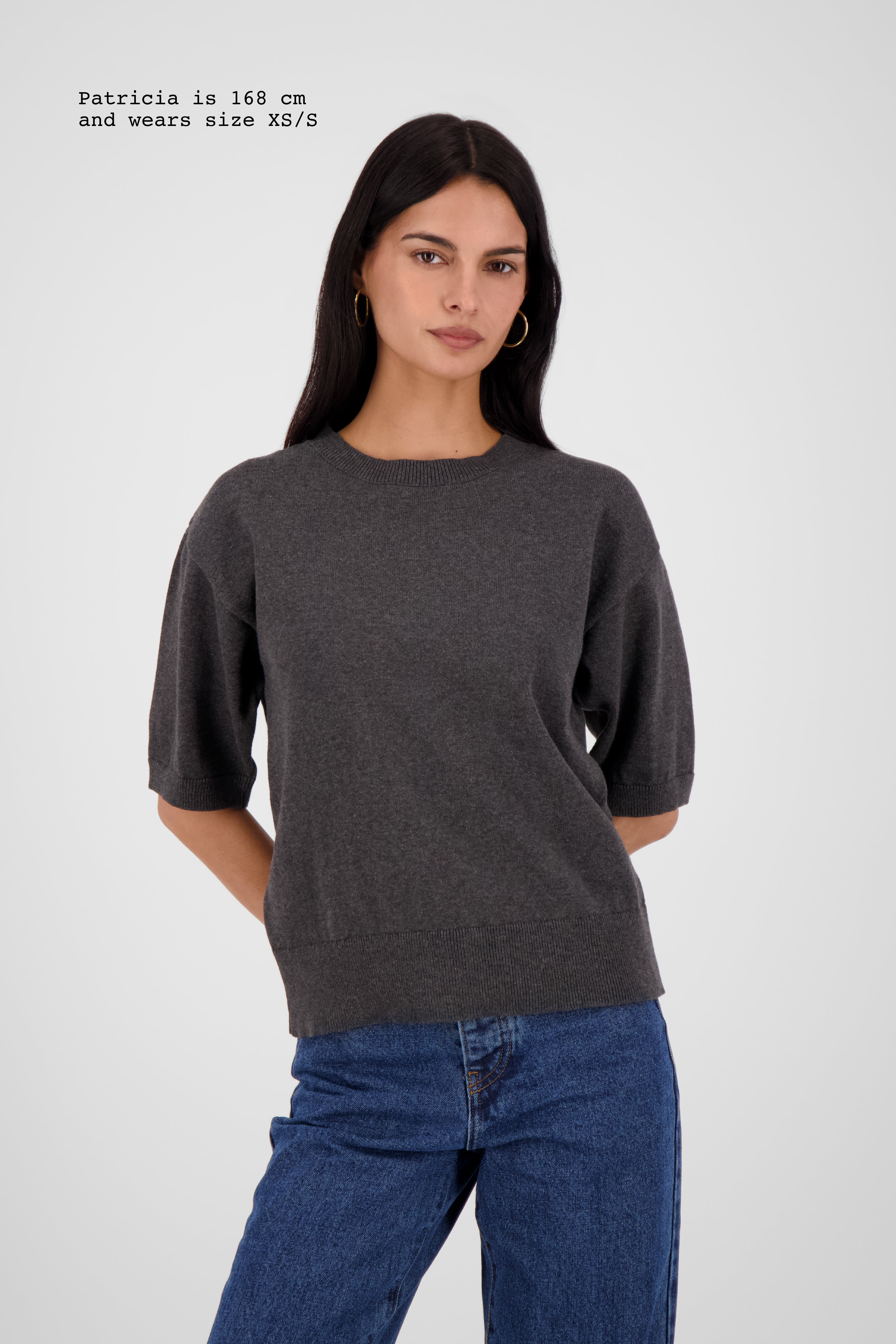 KNIT T-SHIRT