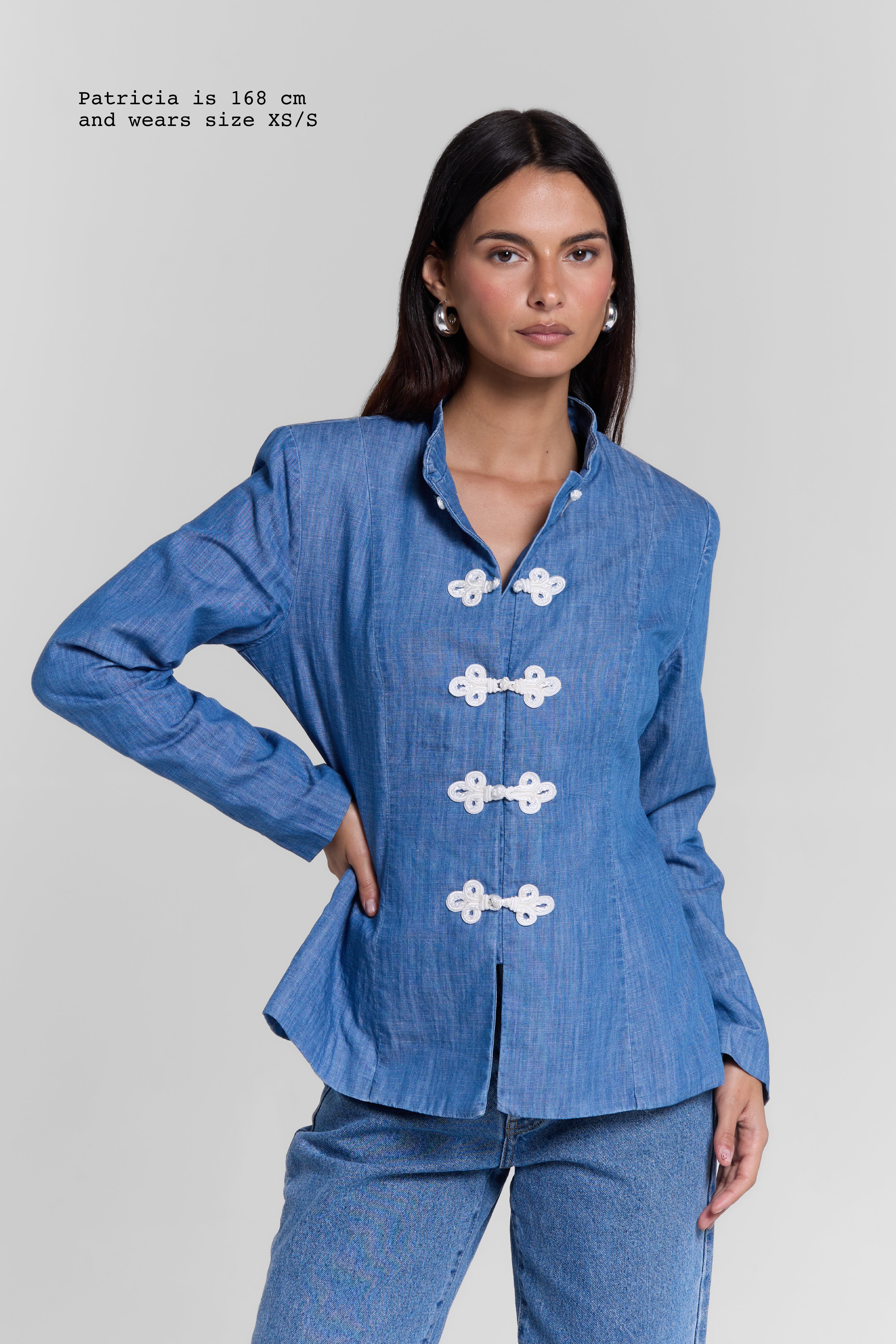 FITTED SHIRT WITH FASTENINGS