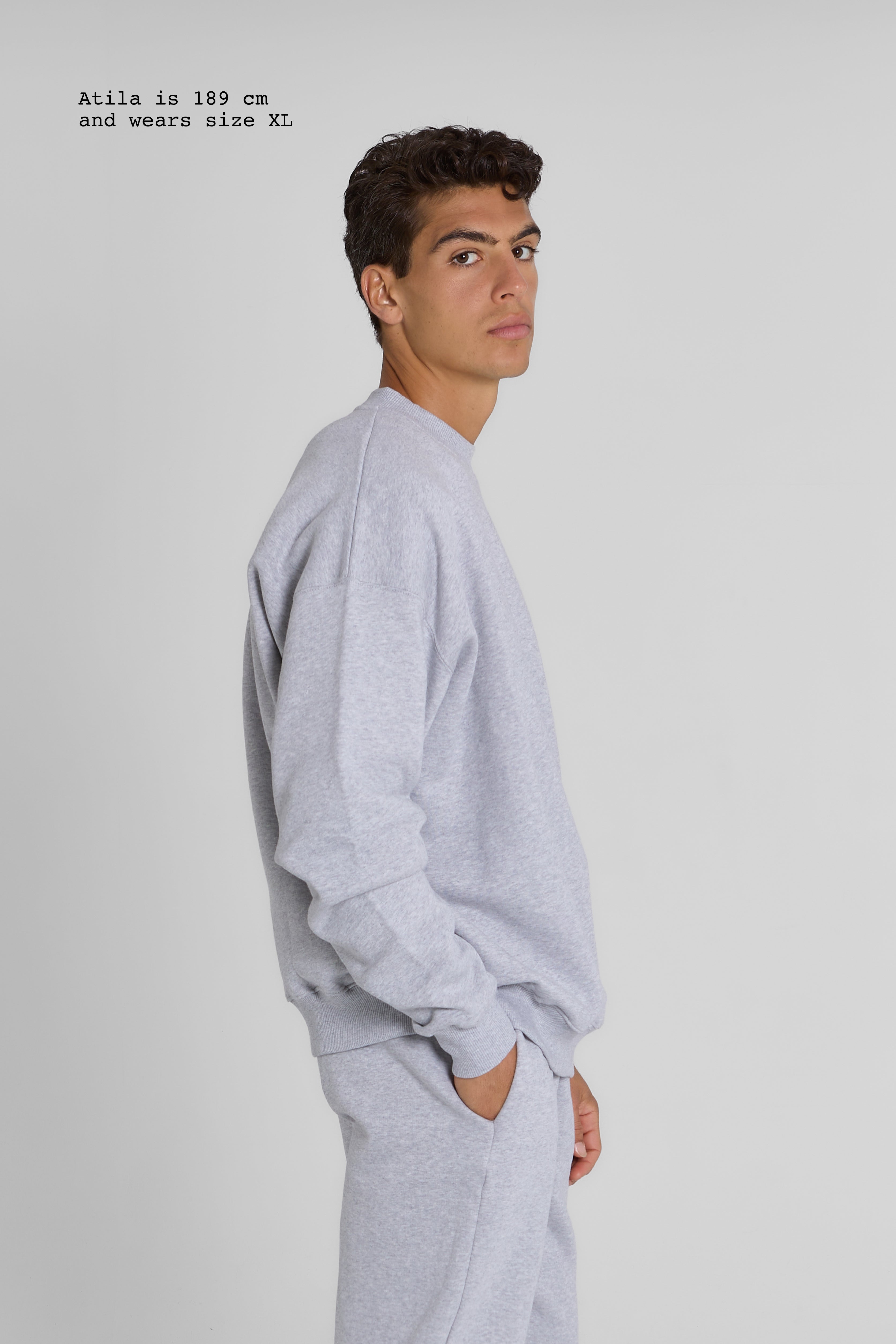 SWEATER OVERSIZED MEN