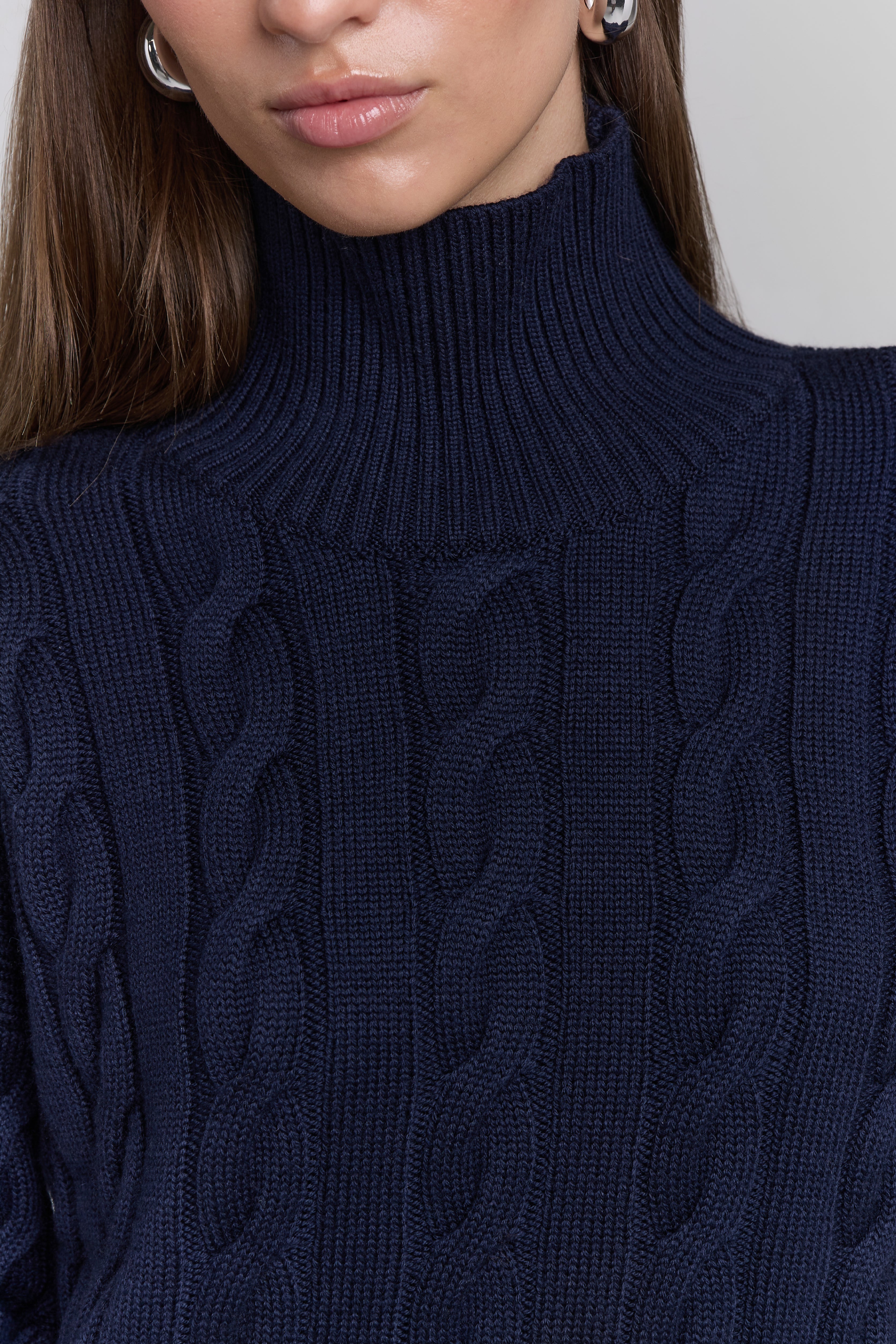 MERINO WOOL TURTLENECK SWEATER