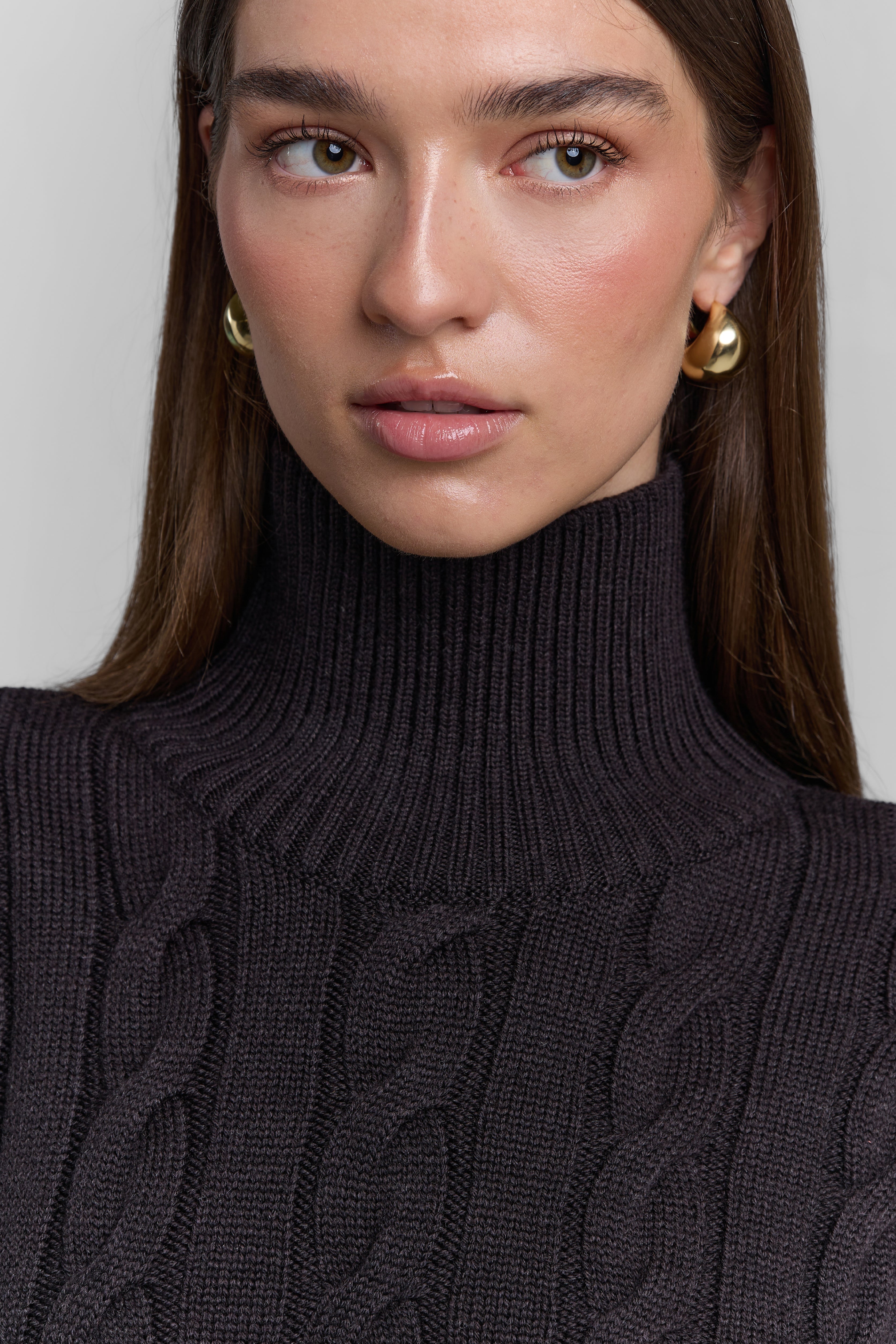 MERINO WOOL TURTLENECK SWEATER