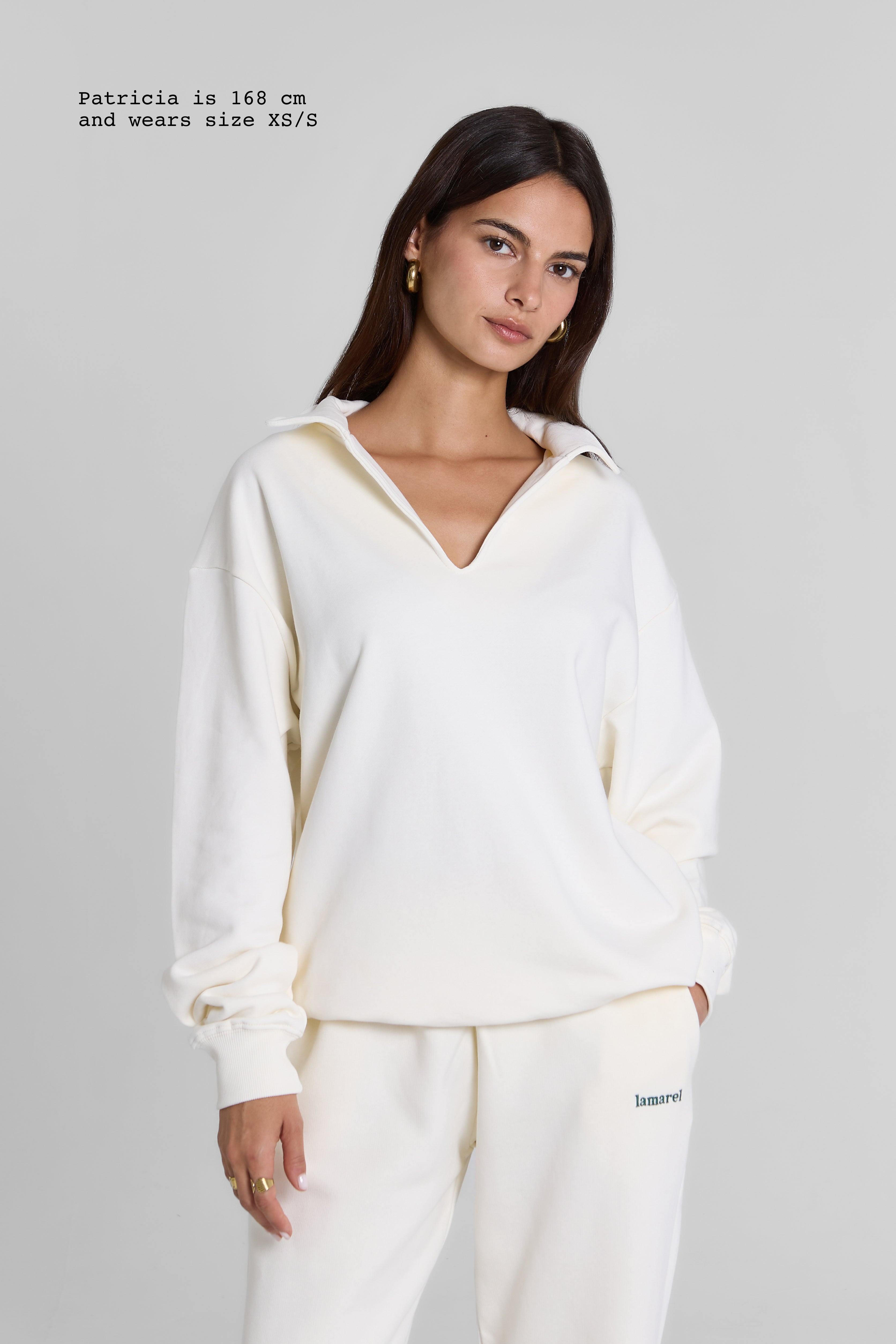 V-NECK SWEATER