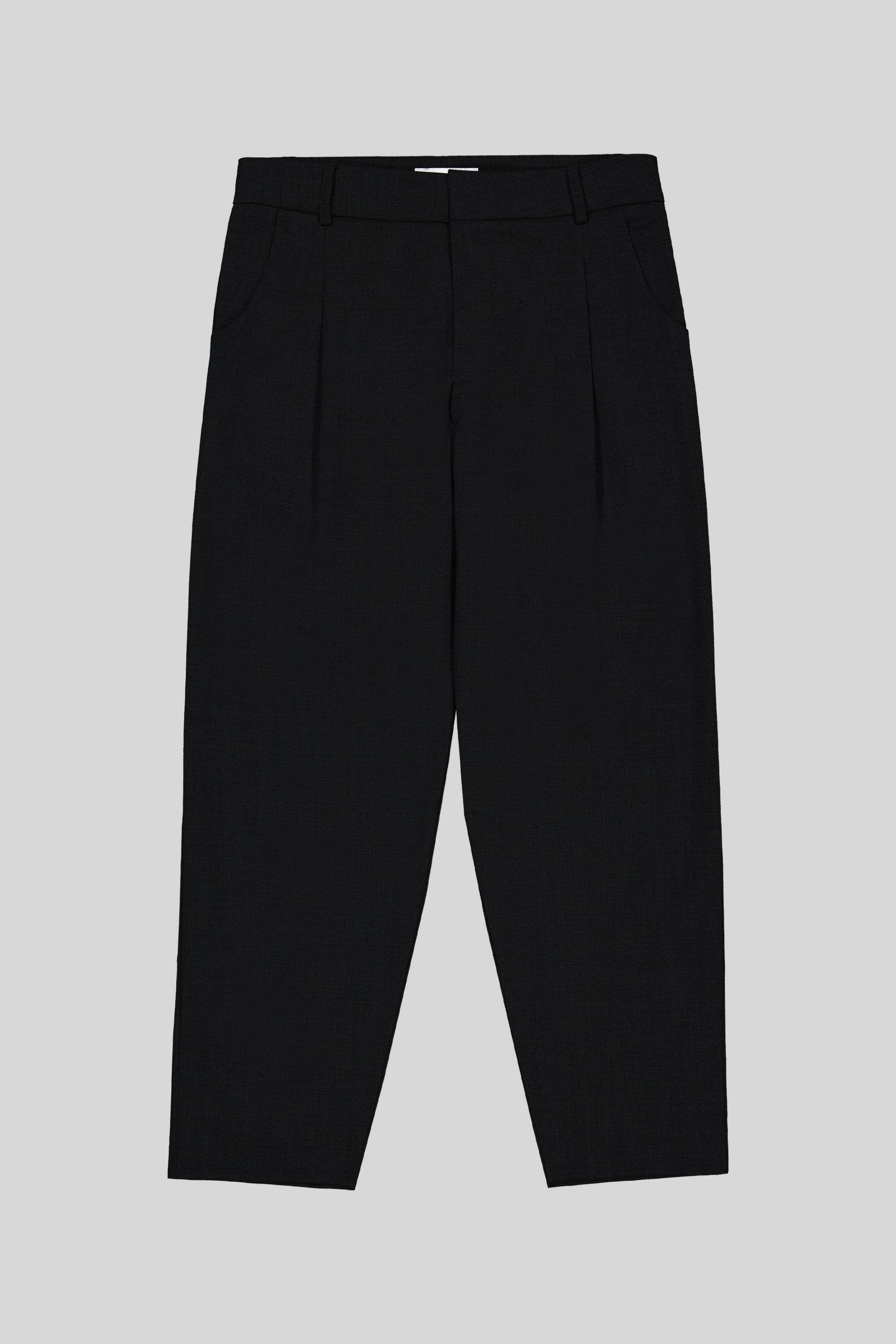 BAGGY TROUSERS