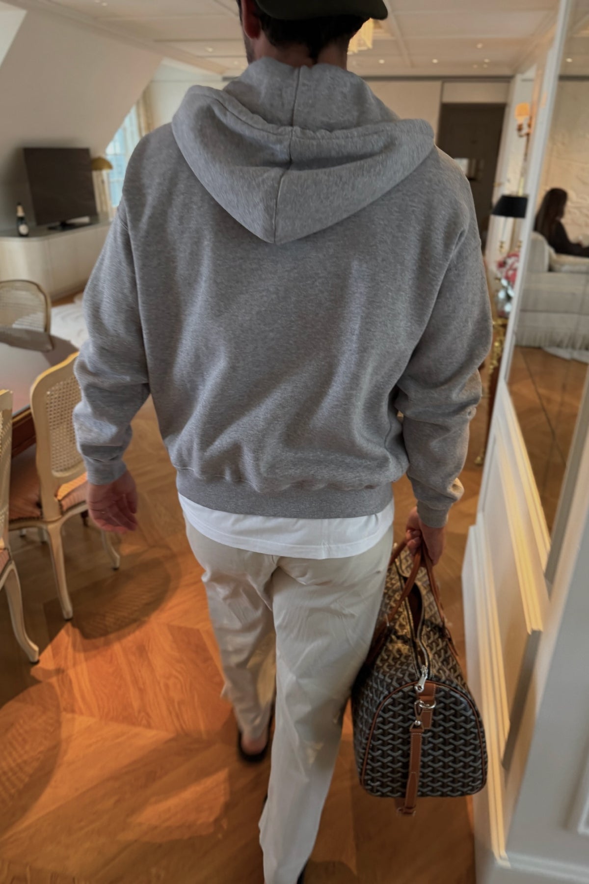 ZIP OVERSIZED HOODIE