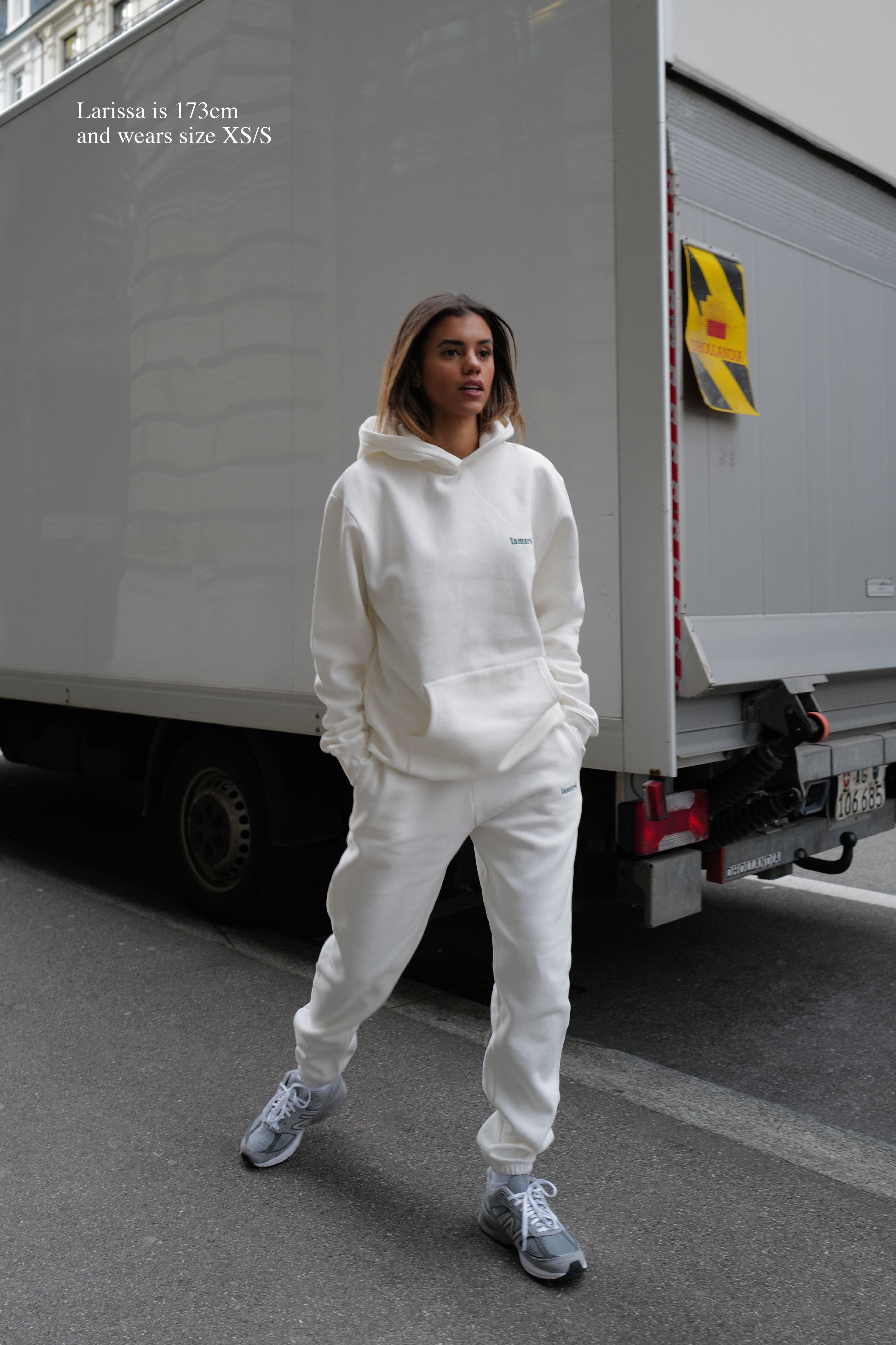 HOODIE OVERSIZED