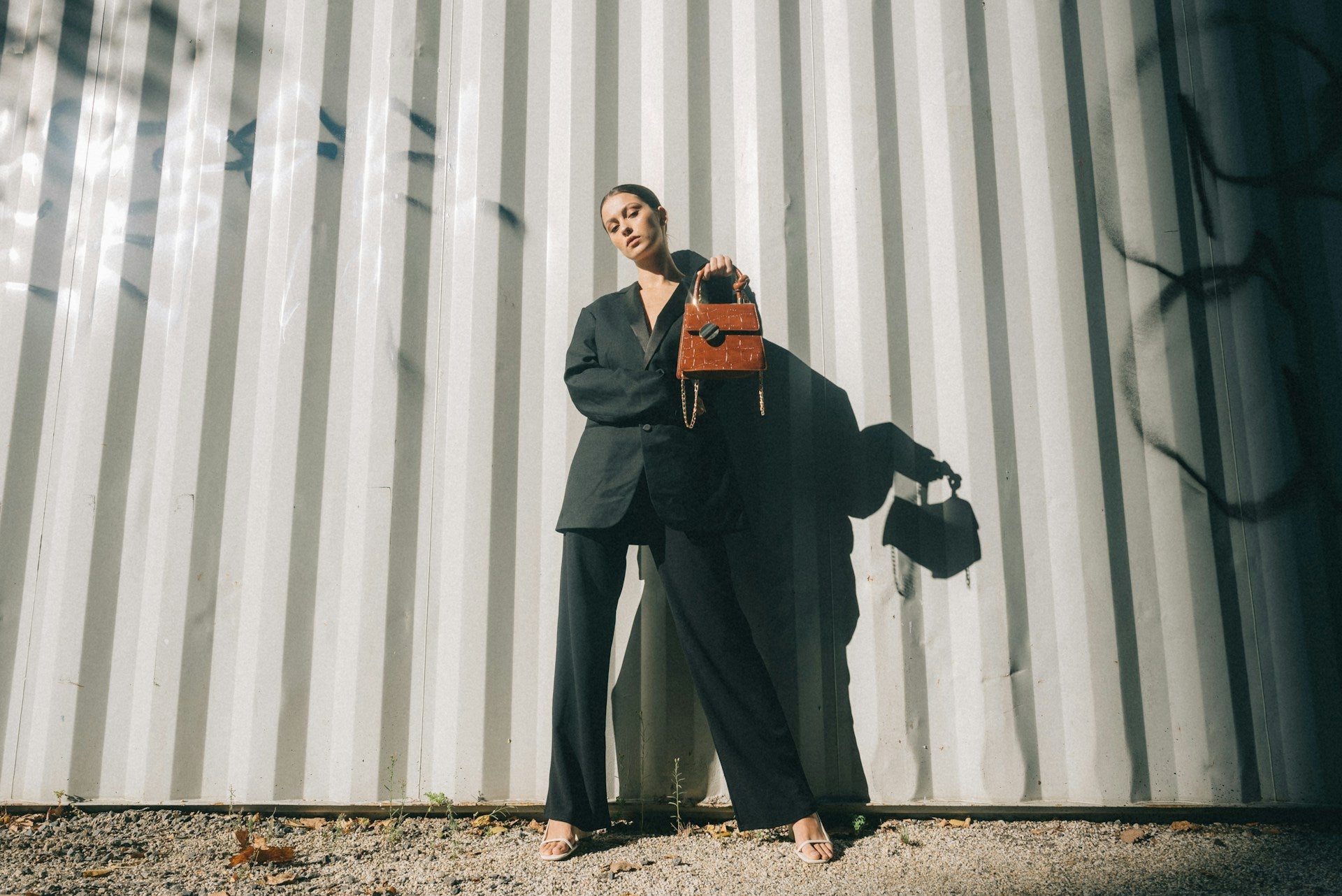 Minimalismus in Mode: Die ultimative Capsule Wardrobe Liste