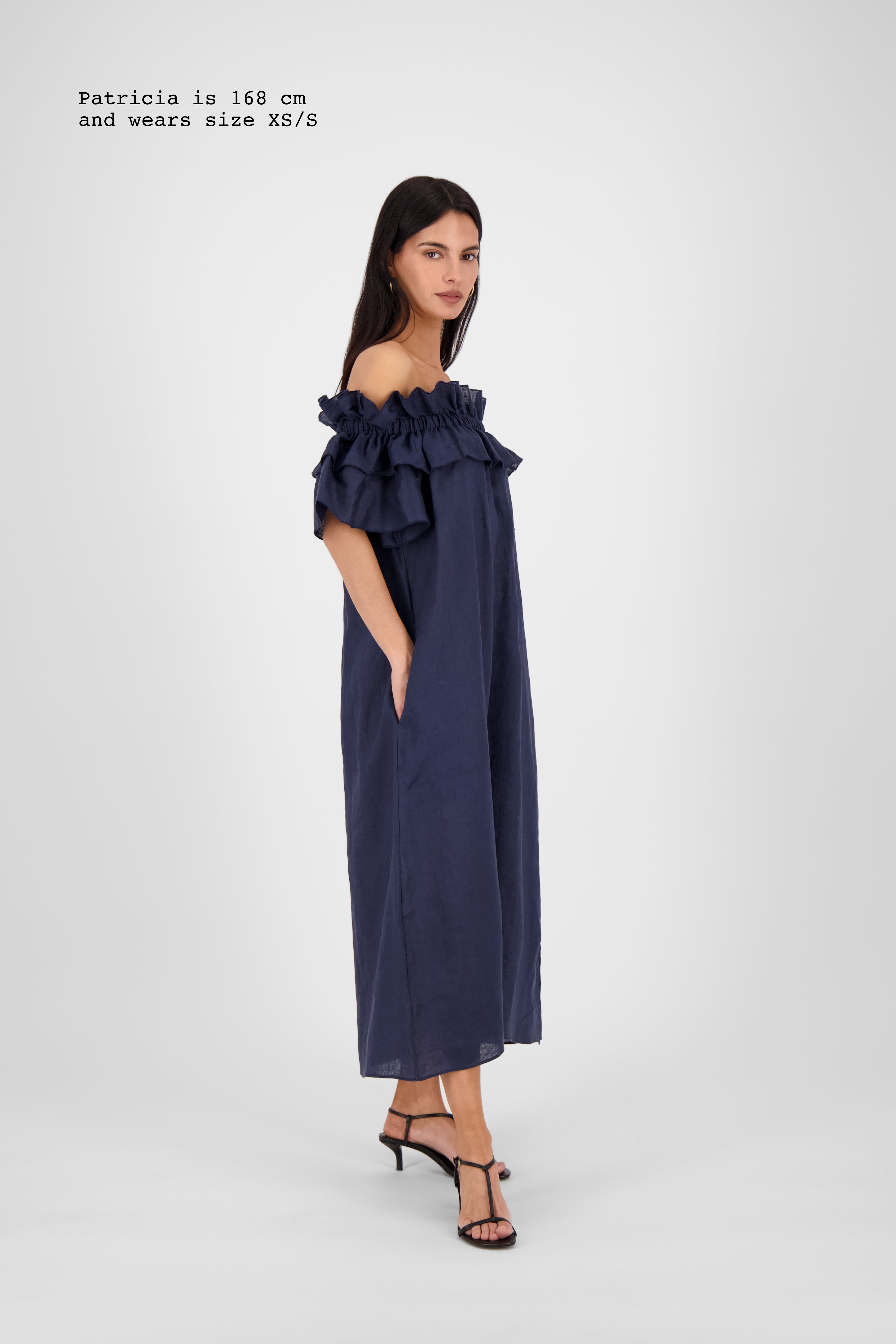 OFF-SHOULDER RUFFLE DRESS