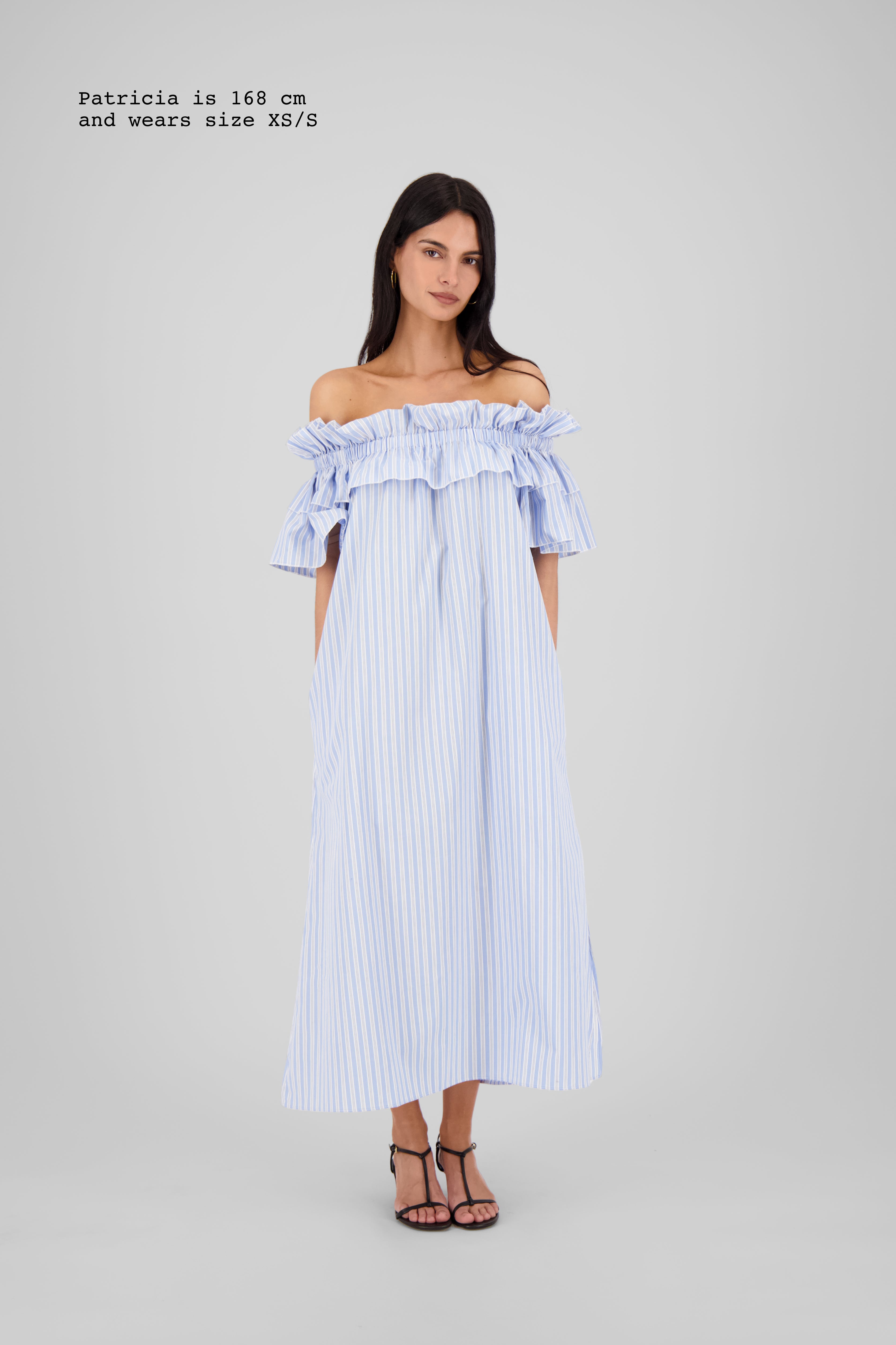 OFF-SHOULDER RUFFLE DRESS