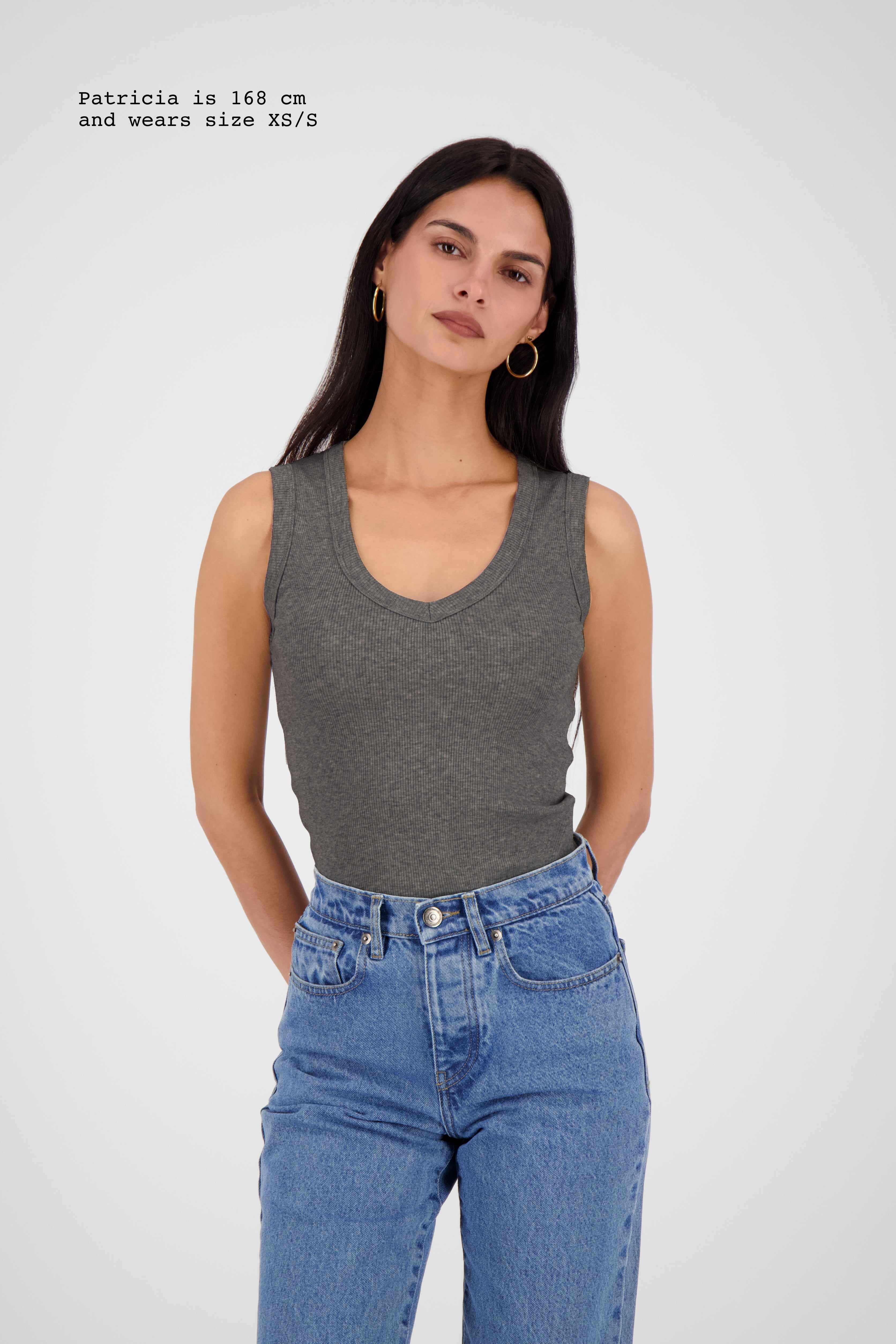 RIBBED V-NECK TOP