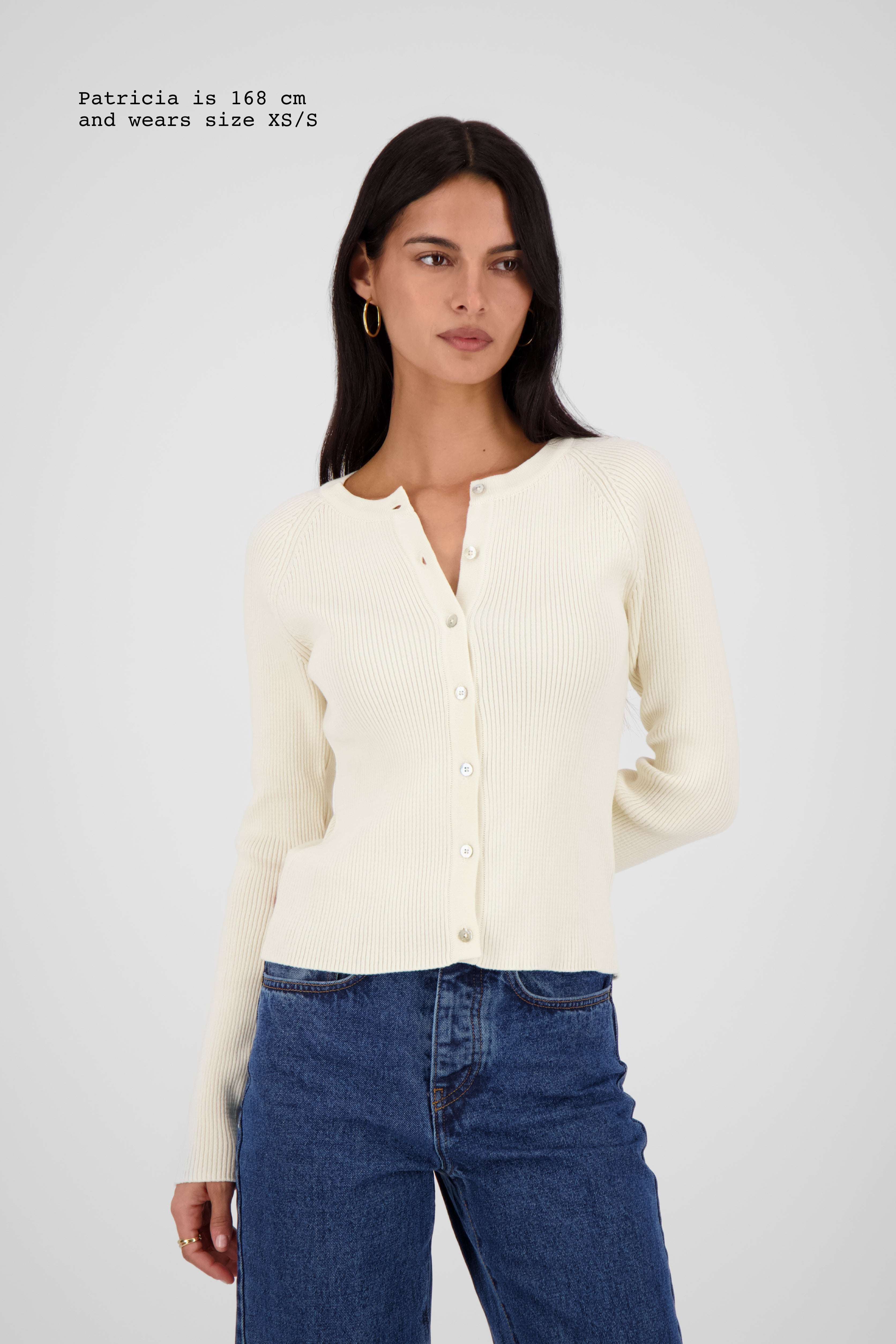 KNIT RIBBED FITTED CARDIGAN