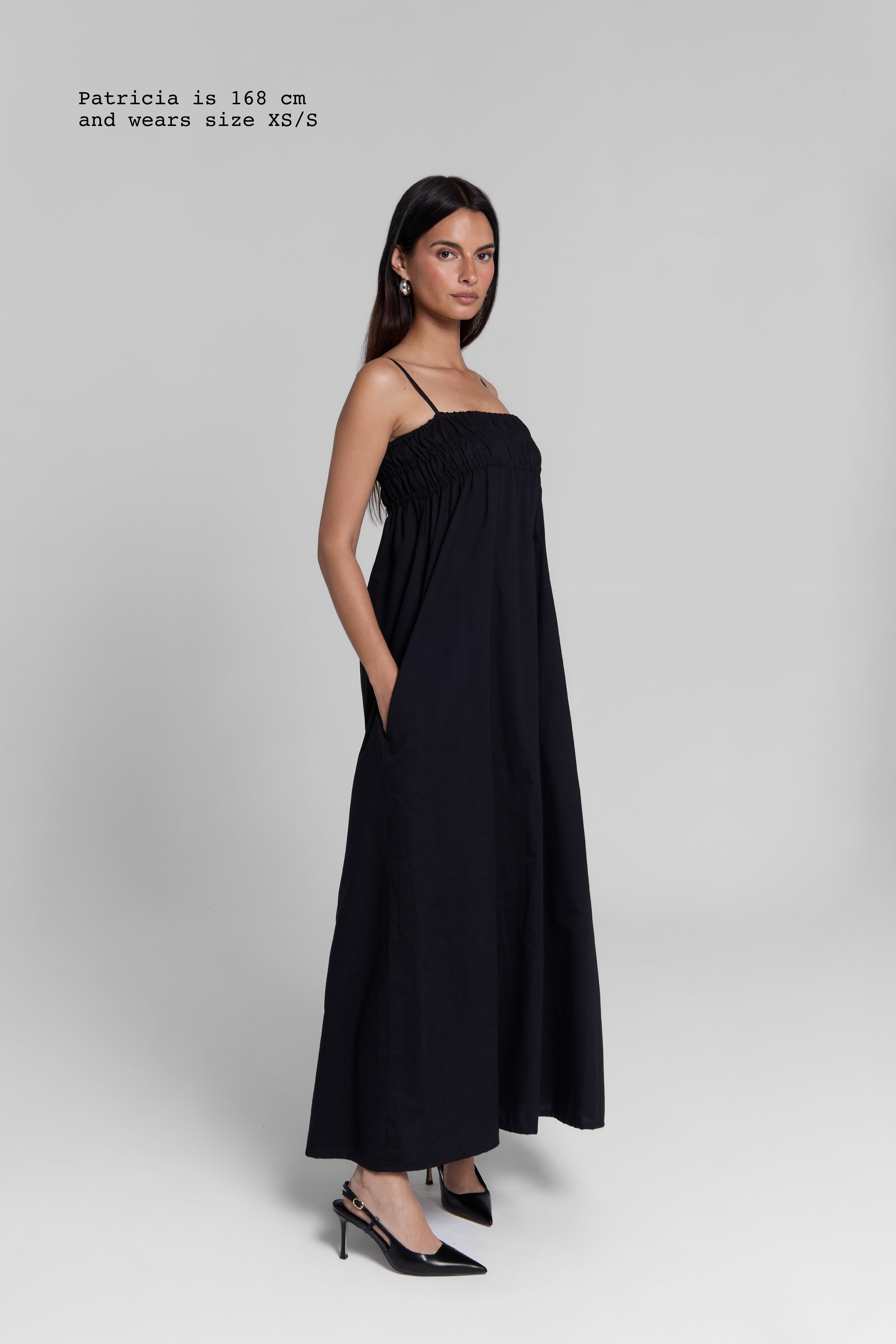 RUFFLED MAXI DRESS