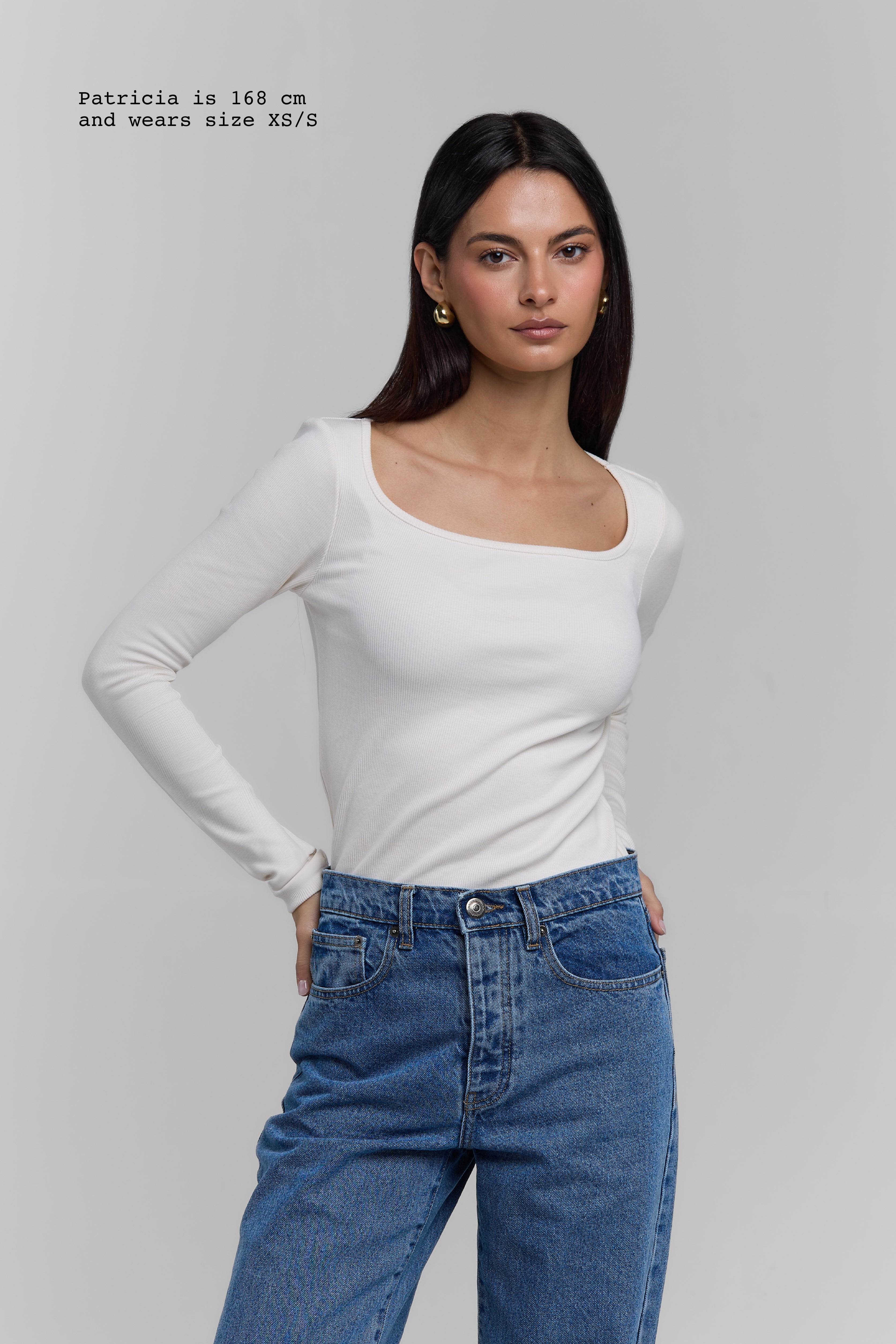 RIBBED LONG SLEEVE SQUARED TOP