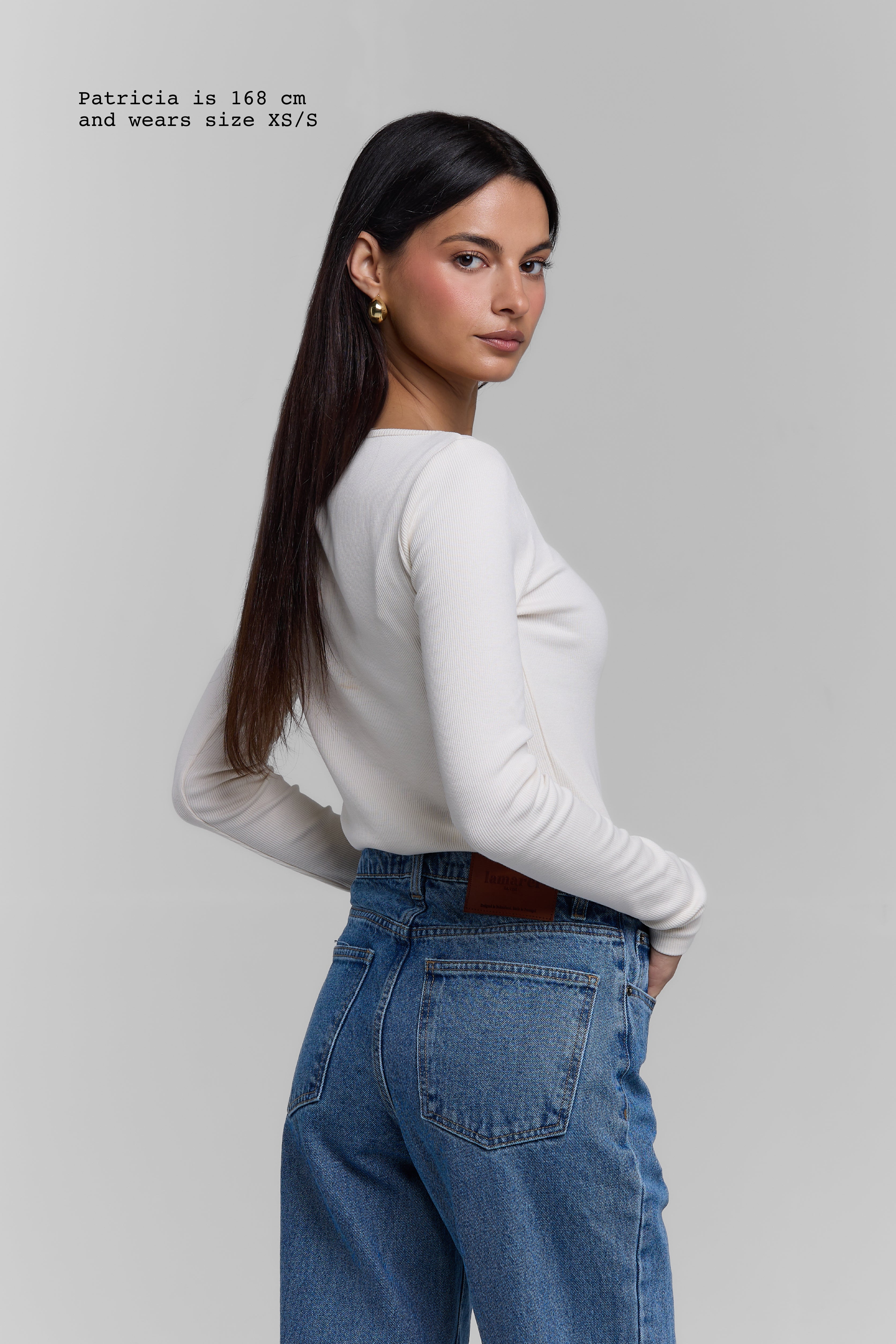 RIBBED LONG SLEEVE SQUARED TOP