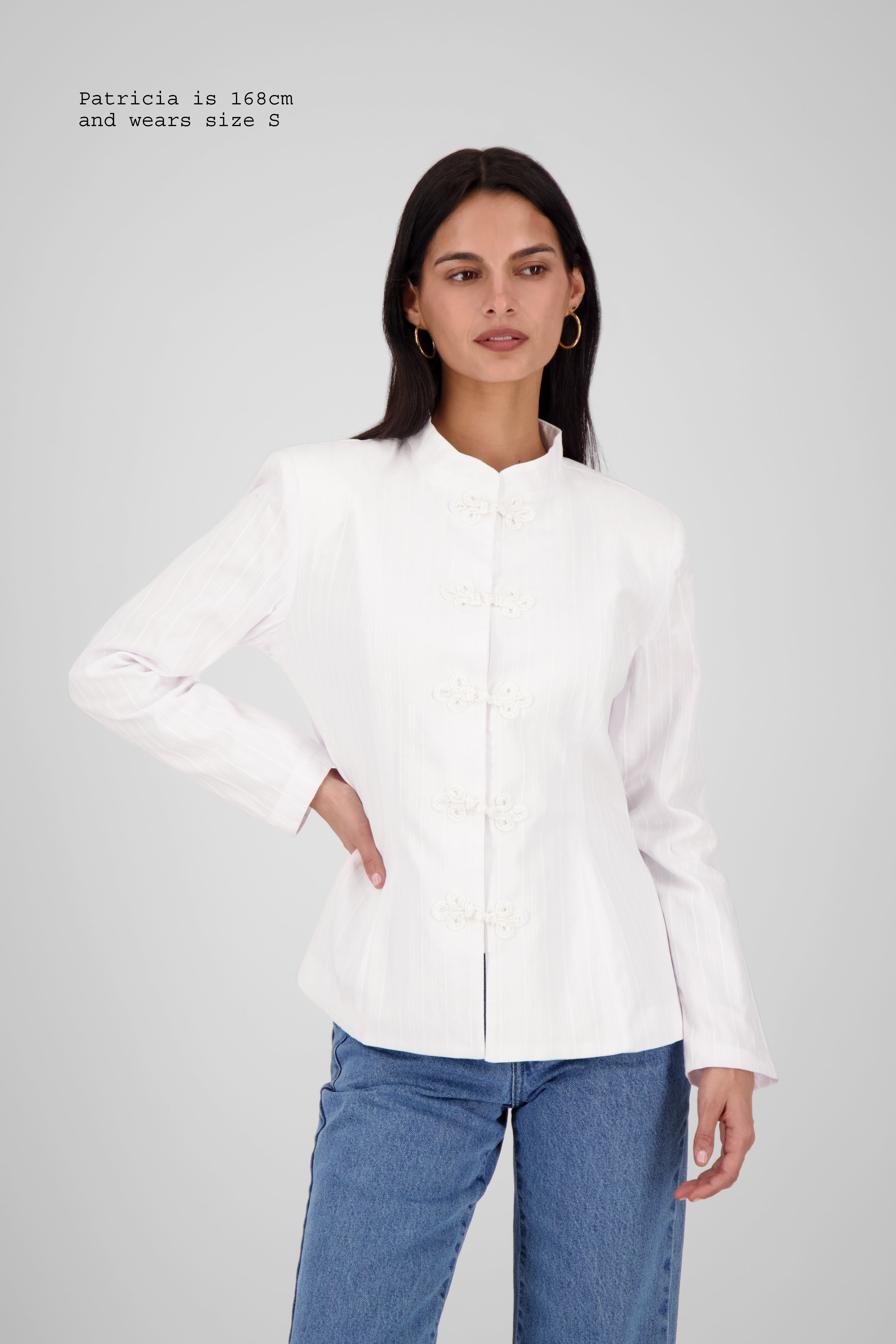 FITTED SHIRT WITH FASTENINGS
