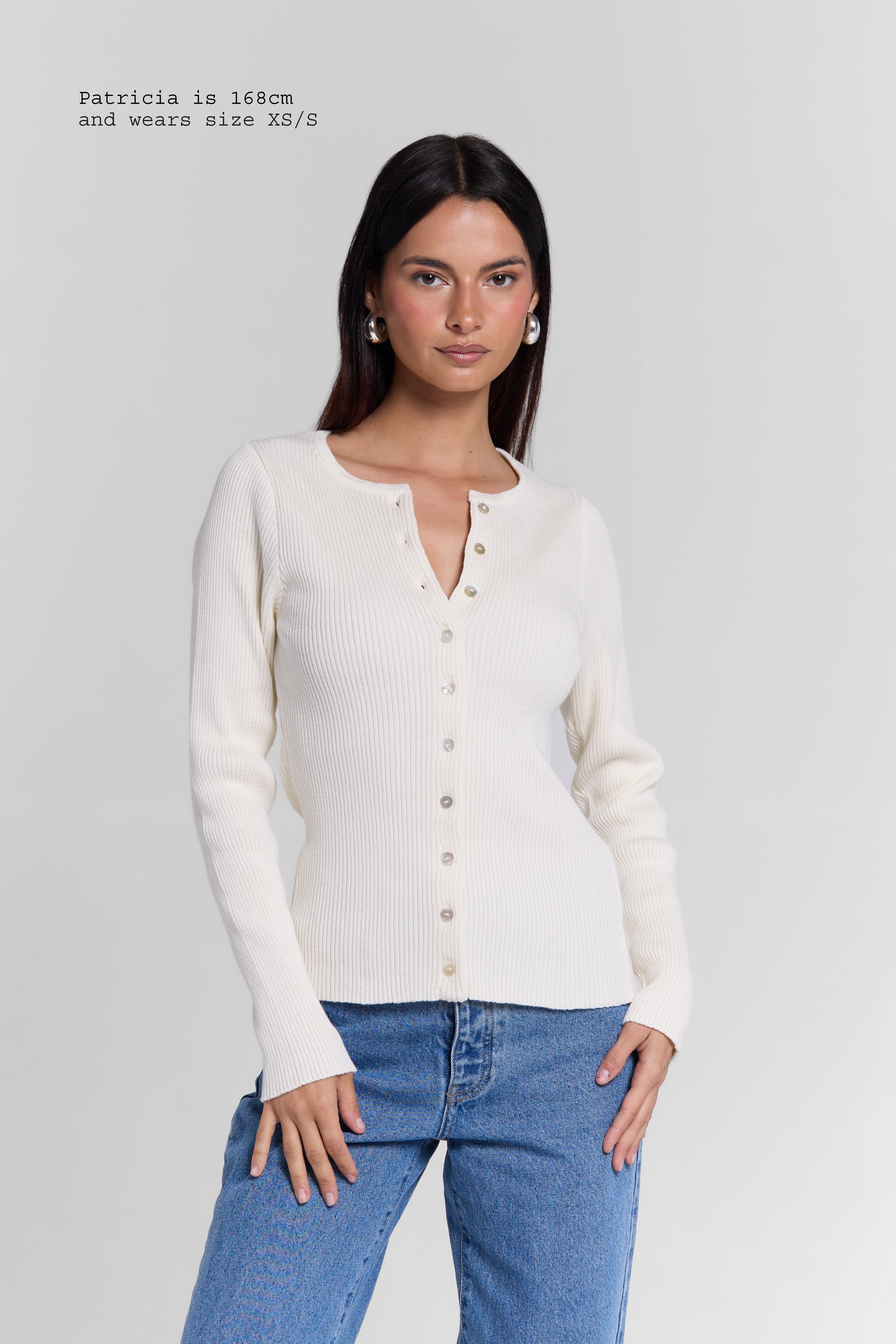KNIT FITTED CARDIGAN