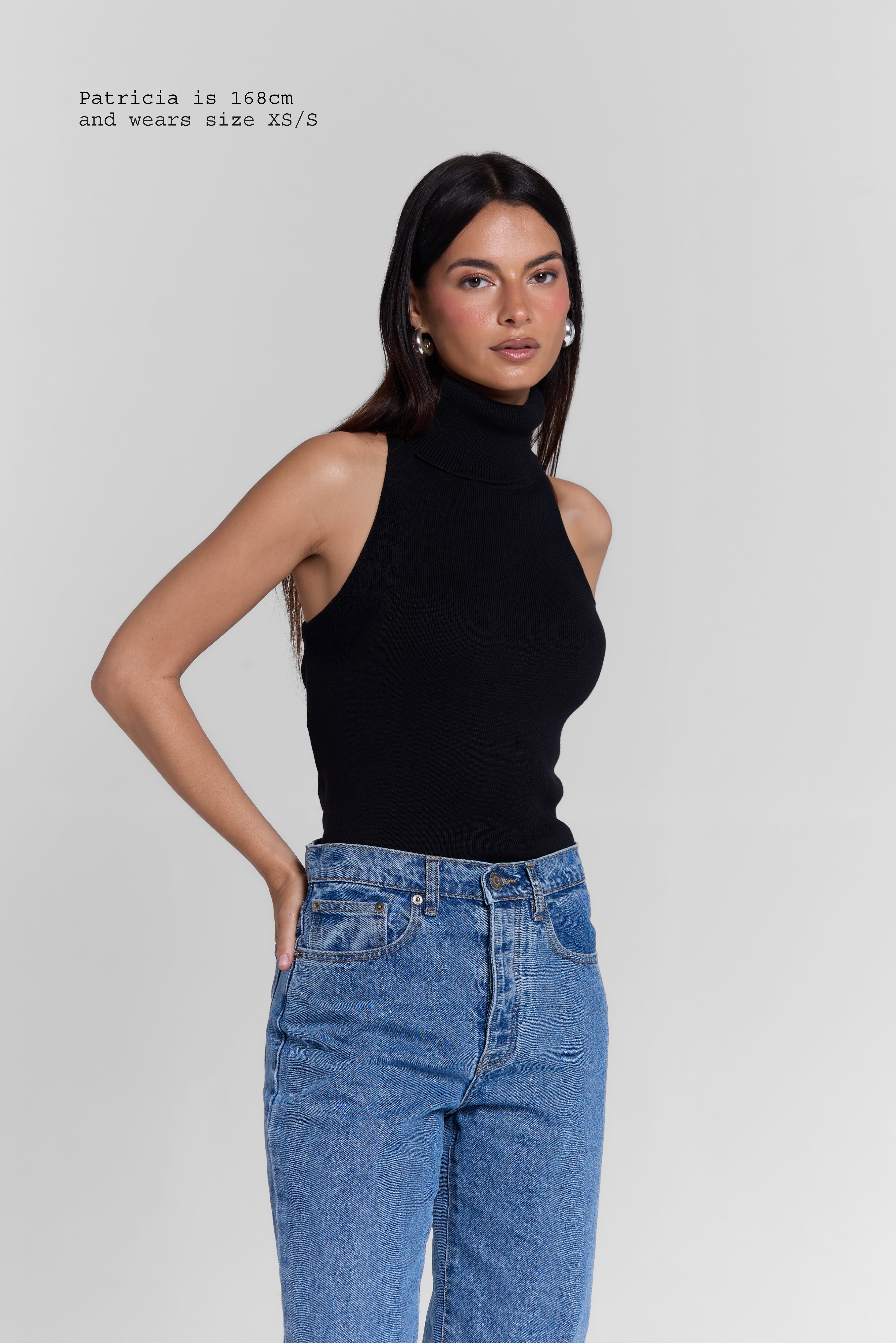 KNIT HIGH NECK TOP