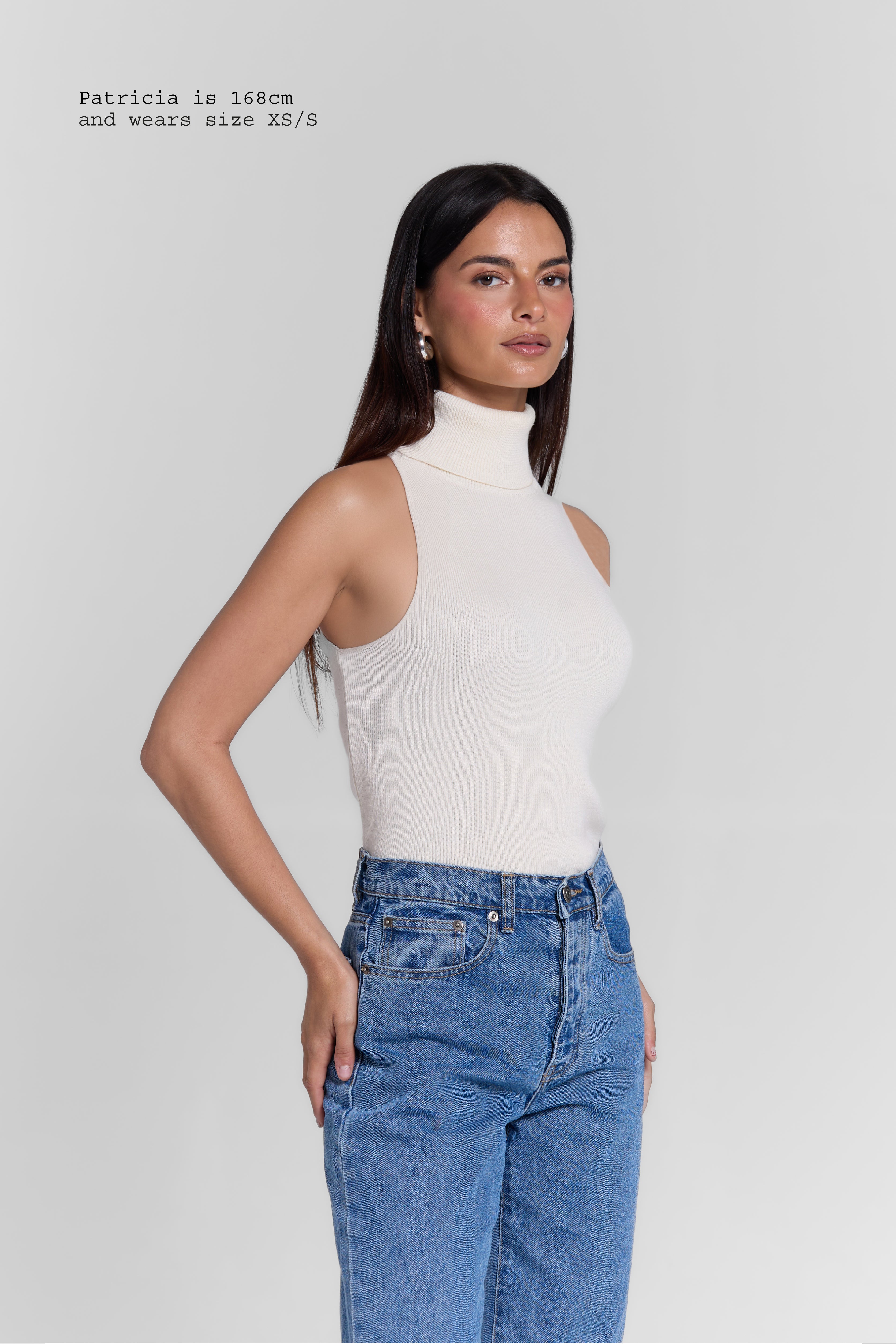 KNIT HIGH NECK TOP