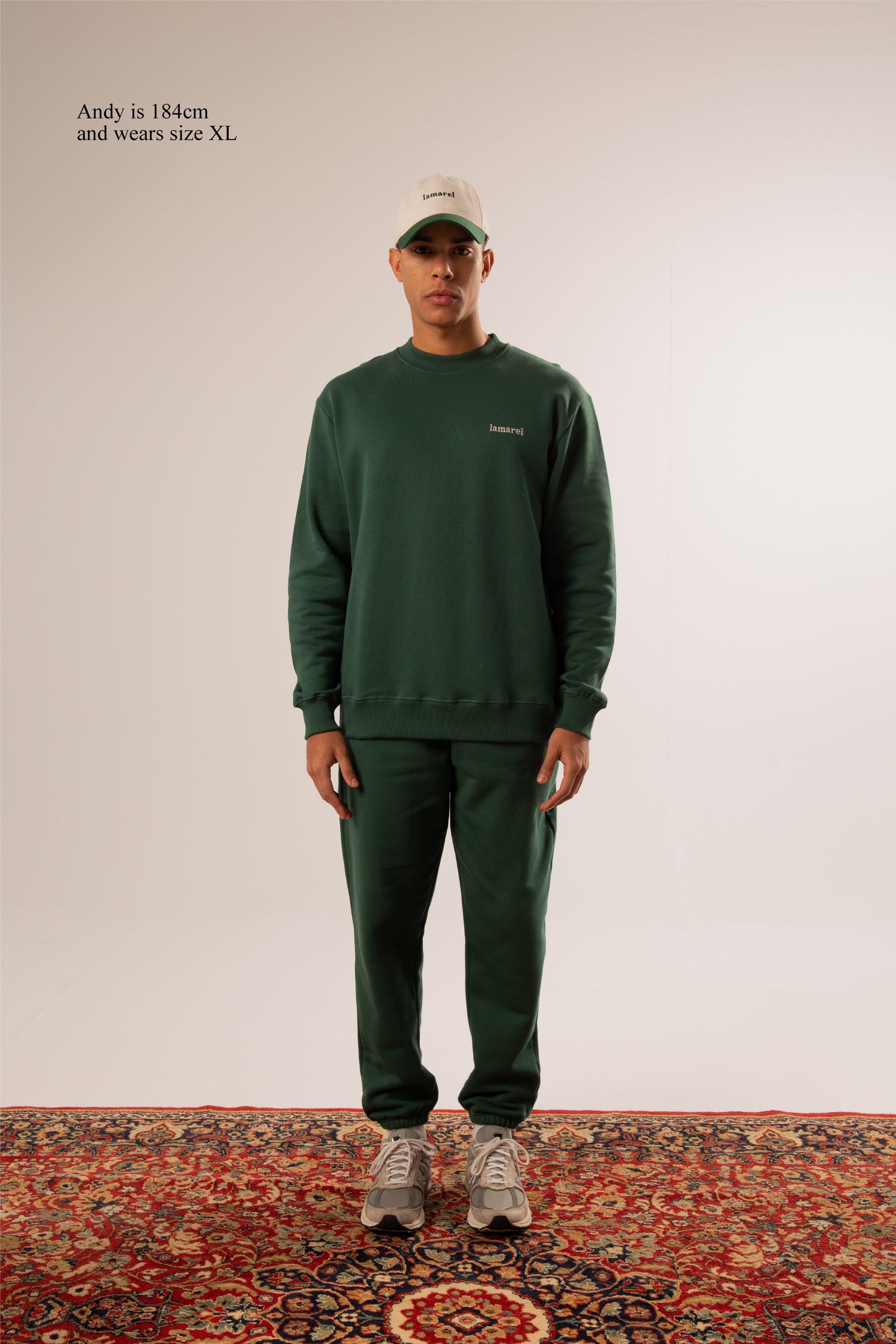 TRACK PANTS